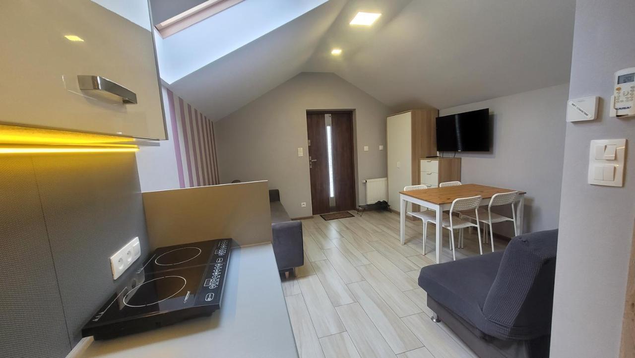 Wrzosowe Wzgorze Apartamenty Chęciny المظهر الخارجي الصورة
